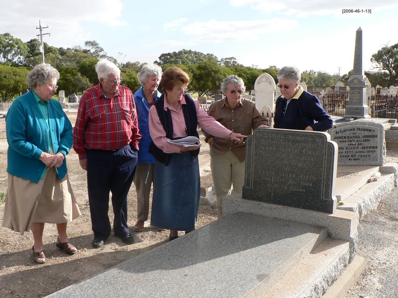 Wentworth Cemetery Walking Tour