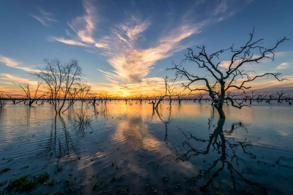 lake-at-sunset-npws-1