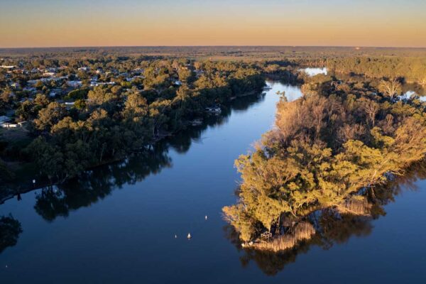 Visit Wentworth on the Darling River Run